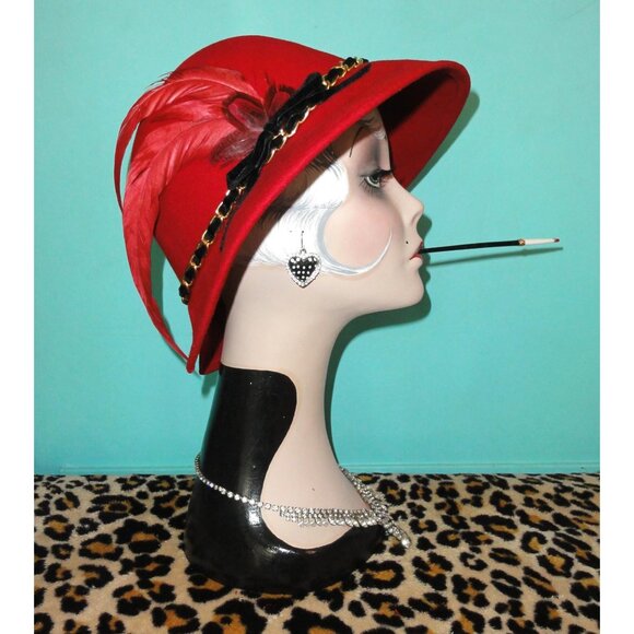 Vintage Liz Claiborne Red Wool Cloche Hat w/ Feathers church hat Kentucky Derby main image 9